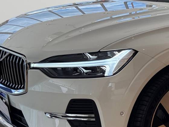 VOLVO XC60 2.0 T8 RECHARGE ULTRA AWD GEARTRONIC VOLVO XC60 2.0 T8 RECHARGE ULTRA AWD GEARTRONIC